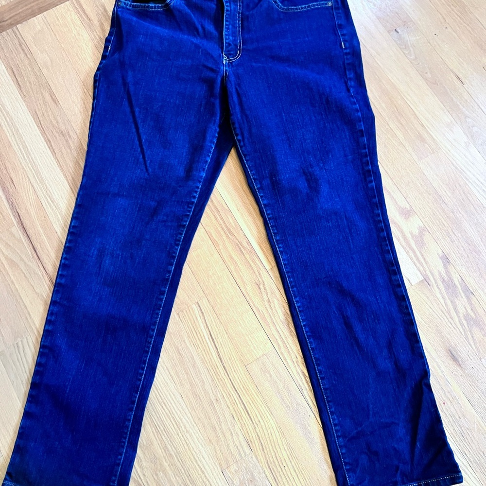 Ladies Size 14 "Bandolino" Caroline Dark Blue Straight Leg Jeans GUC ❤️